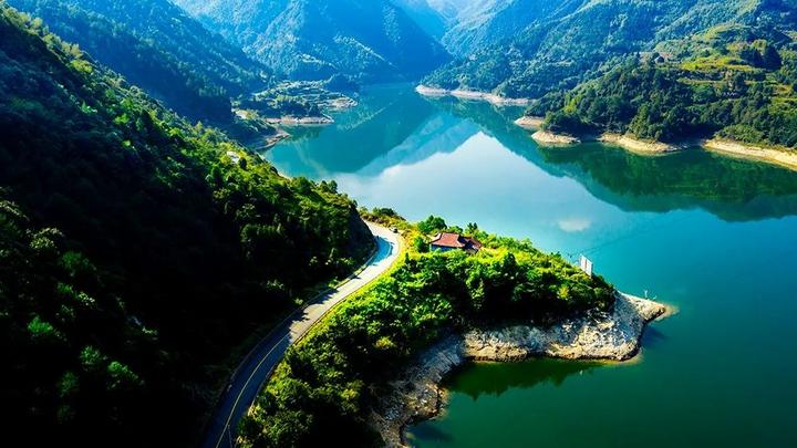 碧蓝色的景宁千峡湖,美在方寸之间!-浙江网闻联播