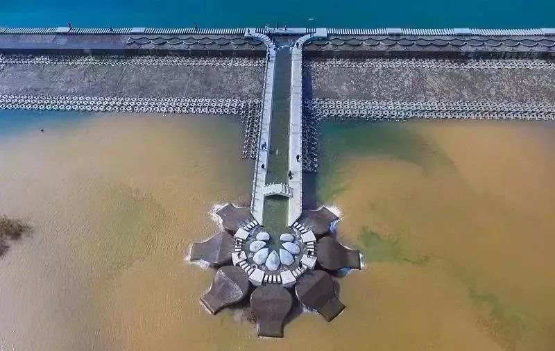△滩脚堰坝航拍 张维银 摄3.jpg