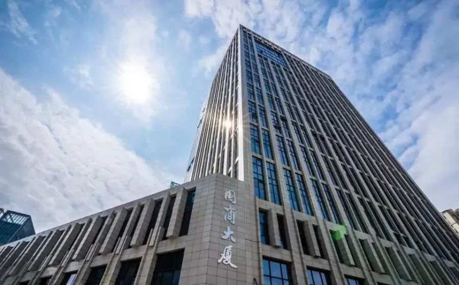 嵊州国商大厦首场拍卖共2869次围观,出价......