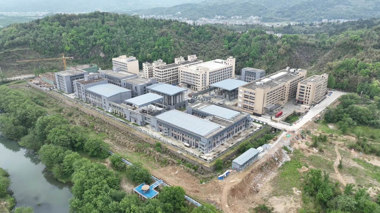 20240424《直击焦点》 瑞安本土酒何时能“抢回失地” 重回餐桌.mp4_20240425_152416.295.jpg