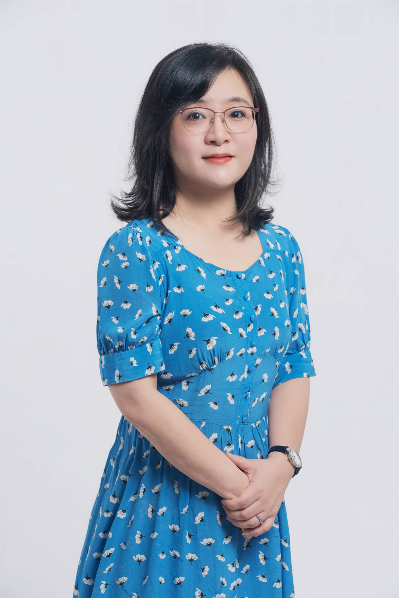 个人照1.jpg 个人照1.jpg