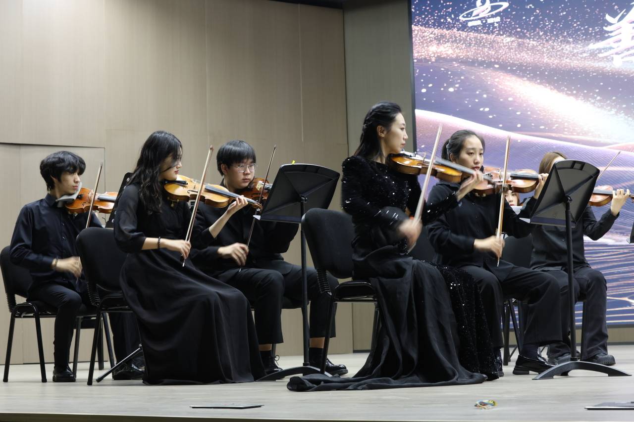 “明珠璀璨——室内交响专场音乐会”精彩上演