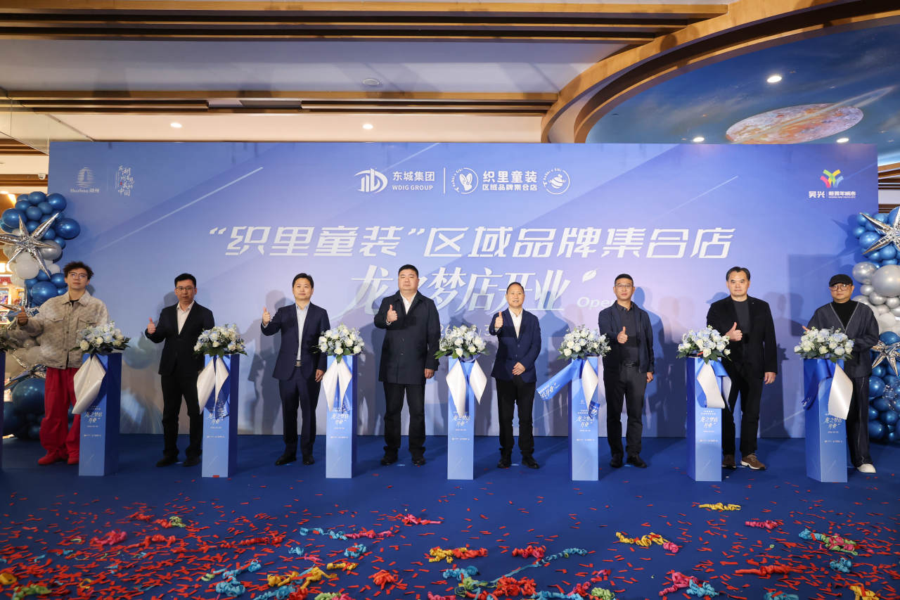 AA4I7375 拷贝.jpg AA4I7375 拷贝.jpg